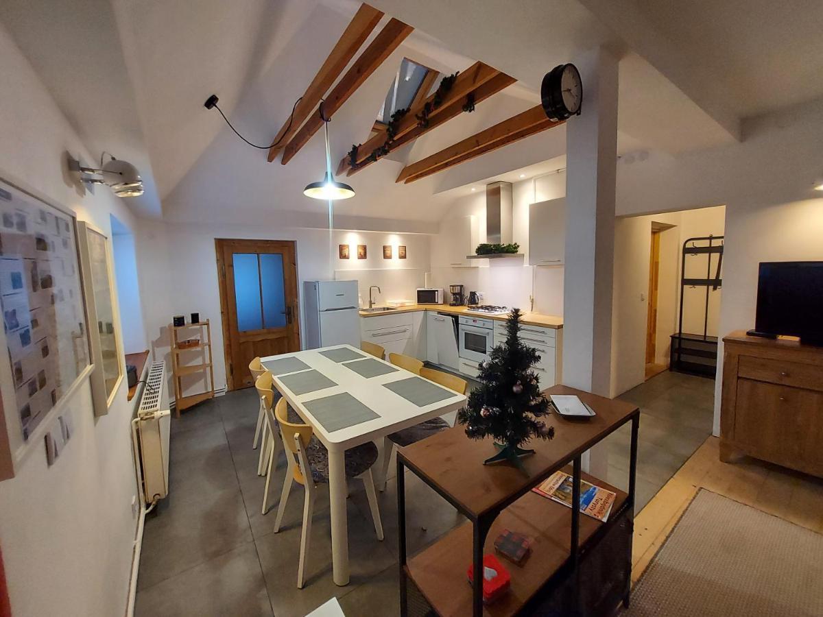Apartament Roland Świeradów-Zdrój Exteriör bild