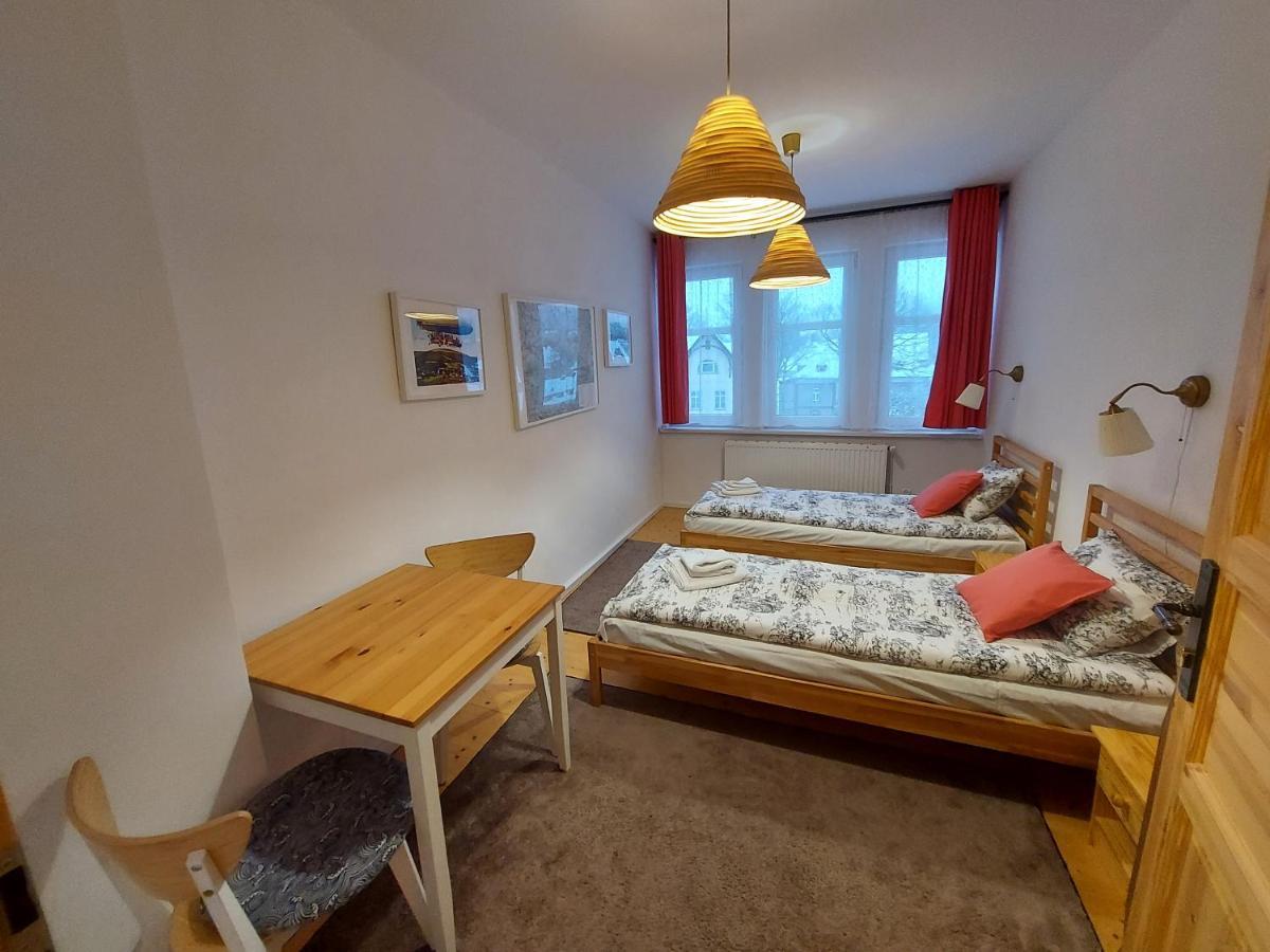 Apartament Roland Świeradów-Zdrój Exteriör bild